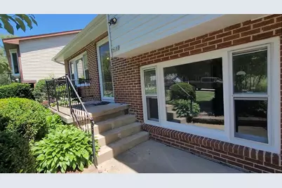 7N101 Kearns Road, South Elgin, IL 60177 - Photo 3