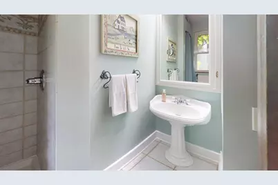 315 E Union Avenue, Wheaton, IL 60187 - Photo 25