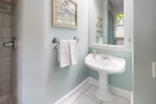 315 E Union Ave, Wheaton, IL 60187 - Photo 25