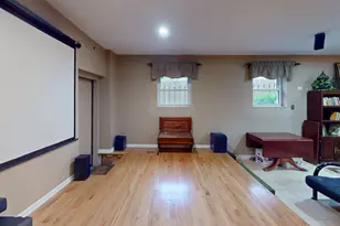 315 E Union Ave, Wheaton, IL 60187 - Photo 53