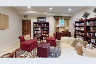315 E Union Avenue, Wheaton, IL 60187 - Photo 51