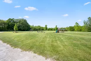 808 Kennedy St, Waterman, IL 60556 - Photo 33