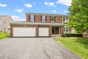 1285 Mallard Ln, Hoffman Estates, IL 60192 - Photo 3