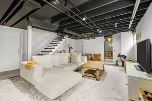 1325 E Walnut Ave, Des Plaines, IL 60016 - Photo 25