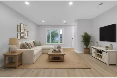 15 Johnathan Road, Lake Zurich, IL 60047 - Photo 3
