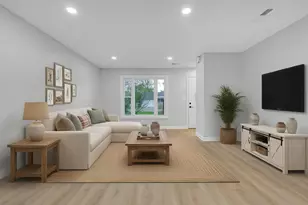 15 Johnathan Rd, Lake Zurich, IL 60047 - Photo 3
