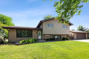 8535 169th St, Tinley Park, IL 60487 - Photo 1