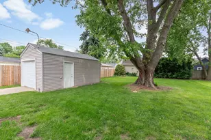 428 Ingleside Ave, Aurora, IL 60506 - Photo 3