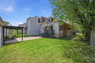 1518 E 73rd Pl, Chicago, IL 60619 - Photo 35