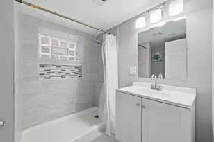 1518 E 73rd Pl, Chicago, IL 60619 - Photo 27
