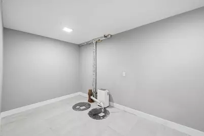 1518 E 73rd Place, Chicago, IL 60619 - Photo 31