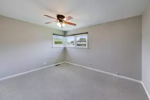 7630 Beckwith Rd, Morton Grove, IL 60053 - Photo 15