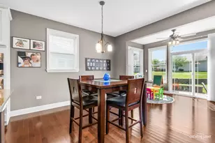 2832 Chevy Chase Ln, Naperville, IL 60564 - Photo 13