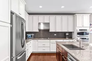 2832 Chevy Chase Ln, Naperville, IL 60564 - Photo 11