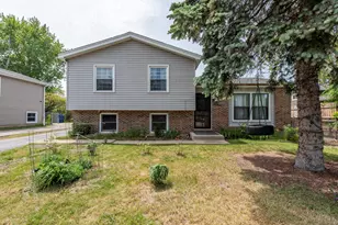 3332 N Lewis Ave, Waukegan, IL 60087 - Photo 1