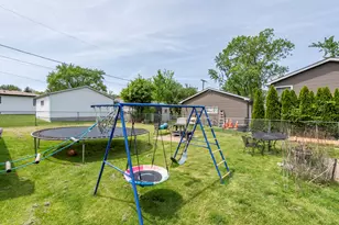 3332 N Lewis Ave, Waukegan, IL 60087 - Photo 23