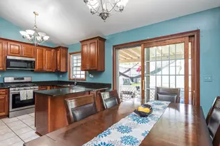 3332 N Lewis Ave, Waukegan, IL 60087 - Photo 7