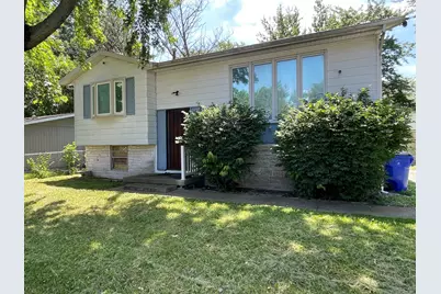 3265 Robin Drive, Decatur, IL 62526 - Photo 1