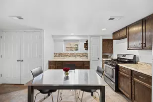 4906 W Argyle St, Chicago, IL 60630 - Photo 11