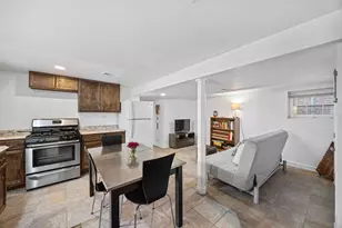 4906 W Argyle St, Chicago, IL 60630 - Photo 13