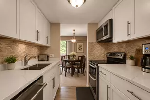 1169 S Plymouth Ct, Chicago, IL 60605 - Photo 13