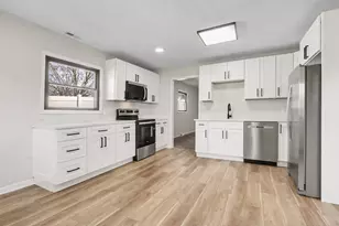 629 Thornton St, Lockport, IL 60441 - Photo 5