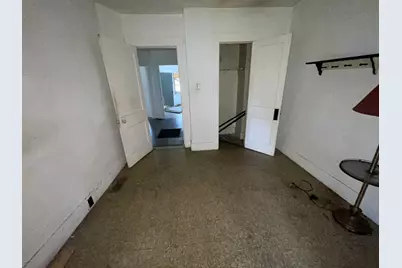 552 W Center Street, Decatur, IL 62526 - Photo 17