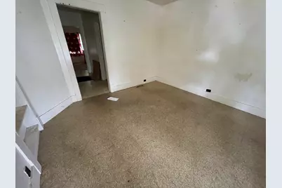 552 W Center Street, Decatur, IL 62526 - Photo 7