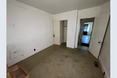 552 W Center Street, Decatur, IL 62526 - Photo 23