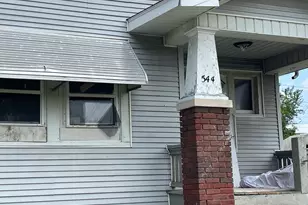 552 W Center St, Decatur, IL 62526 - Photo 3