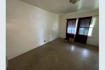 552 W Center Street, Decatur, IL 62526 - Photo 13