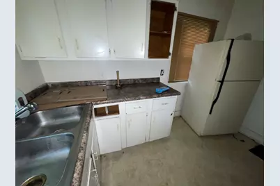552 W Center Street, Decatur, IL 62526 - Photo 27