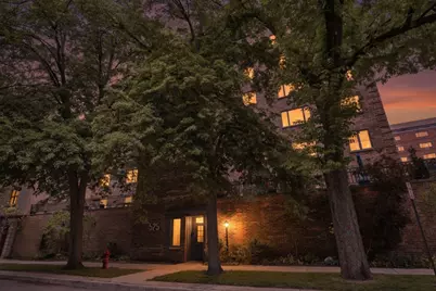 525 Grove Street #2D, Evanston, IL 60201 - Photo 1