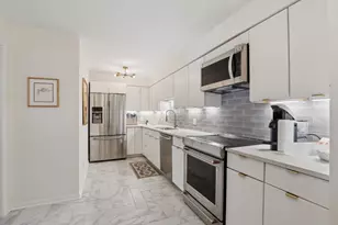 525 Grove St, Evanston, IL 60201 - Photo 7