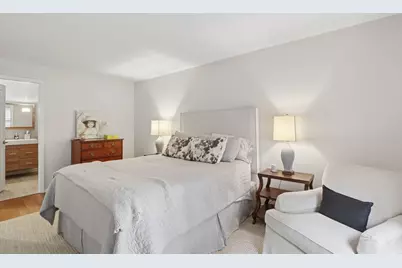 525 Grove Street #2D, Evanston, IL 60201 - Photo 11