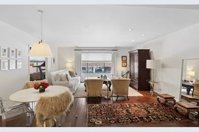 525 Grove Street #2D, Evanston, IL 60201 - Photo 3