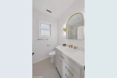 1064 N Marshfield Avenue #2, Chicago, IL 60622 - Photo 11
