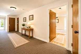 12750 Carriage Ln, Crestwood, IL 60418 - Photo 3