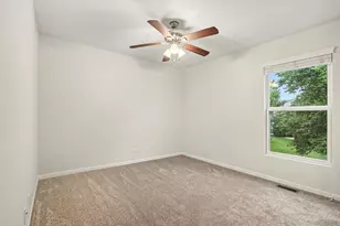 608 Hawley Dr, Oswego, IL 60543 - Photo 11