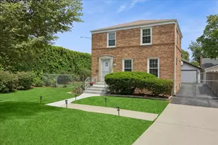 619 Westchester Blvd, Westchester, IL 60154 - Photo 1