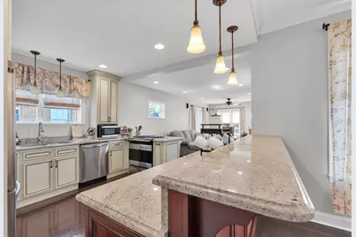 10520 S Hamilton Avenue, Chicago, IL 60643 - Photo 9