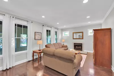 10520 S Hamilton Avenue, Chicago, IL 60643 - Photo 5
