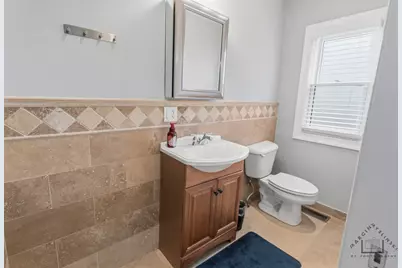 5010 W Newport Avenue, Chicago, IL 60641 - Photo 17