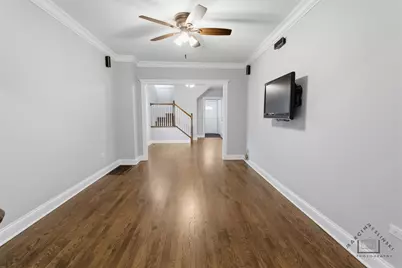 5010 W Newport Avenue, Chicago, IL 60641 - Photo 7