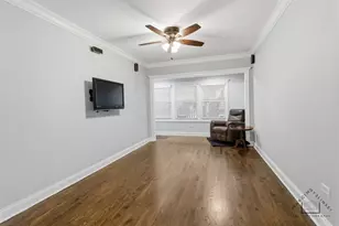 5010 W Newport Ave, Chicago, IL 60641 - Photo 5
