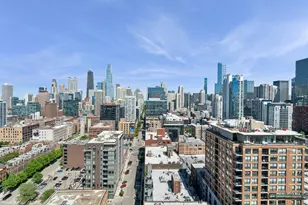 375 W Erie St, Chicago, IL 60654 - Photo 37