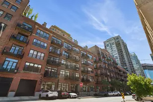 375 W Erie St, Chicago, IL 60654 - Photo 1