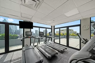 375 W Erie St, Chicago, IL 60654 - Photo 31