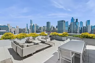 375 W Erie St, Chicago, IL 60654 - Photo 35