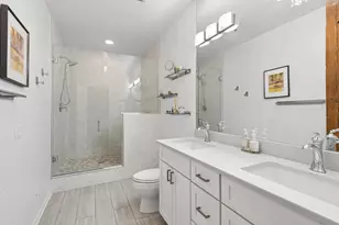 375 W Erie St, Chicago, IL 60654 - Photo 19